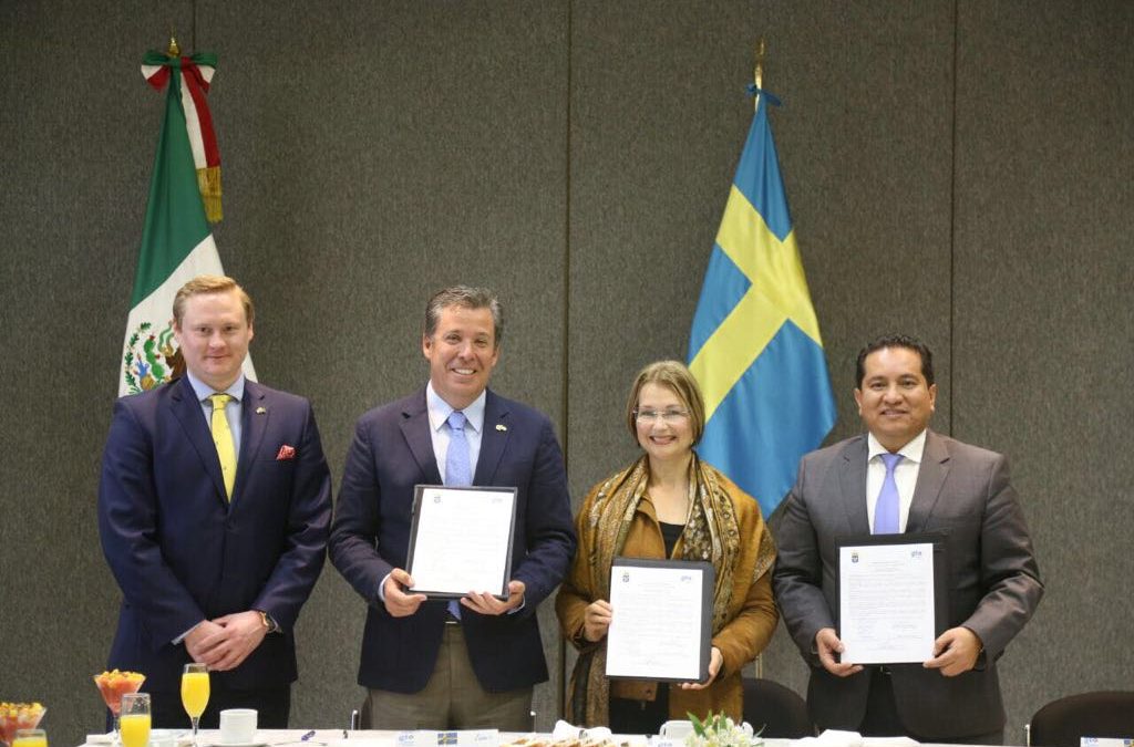 La Embajada de Suecia en México se interesa por el Proyecto León Municipio Humano Inteligente diseñado por AMIO